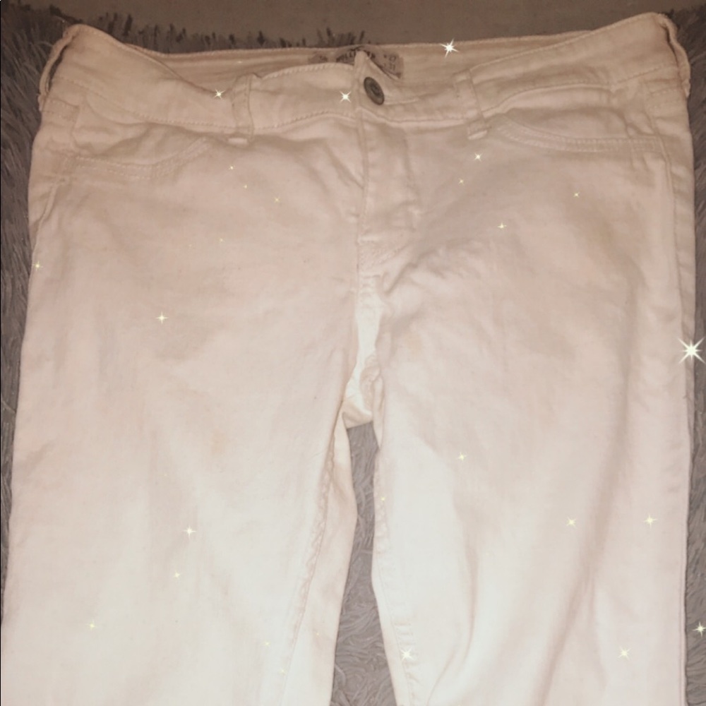 Hollister white jeans